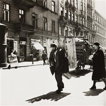 ROMAN VISHNIAC (1897-1990) A selection of seven street scenes and portraits, depicting Jewish life in Poland.